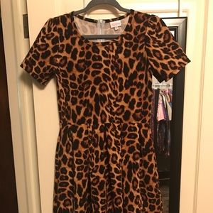 Small Lularoe Amelia